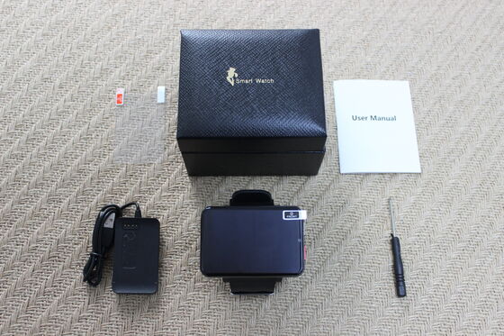 Smart Watch LCD Display 2700mAh Batterij GPS Bluetooth 40 Multi Language DM100