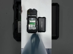 2.4 inch 2G Feature Phone SOS Numbers YEEMI Q8 Dual Card Mobiele telefoon Draagbaar